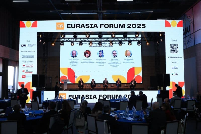 Toshkentdagi QS Eurasia Forum 2025 ishtirokchilari