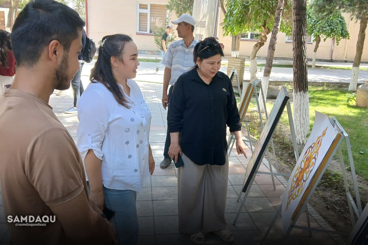 Talabalar va mahalla yoshlari san’at ko‘rgazmasida