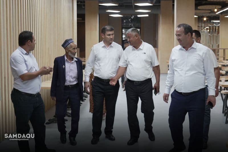 Parents of Tajik applicants touring the university